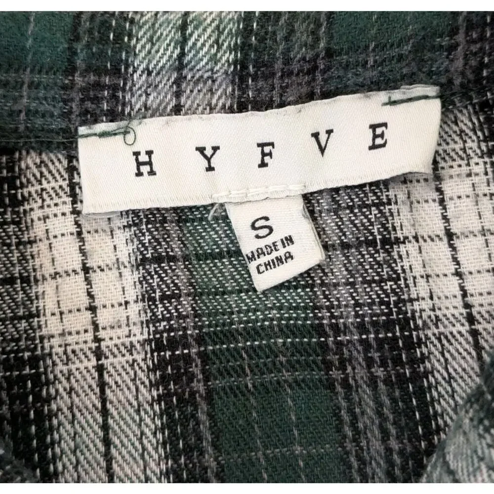 Hyfve Womens Button Up Long Sleeve Jacket Cropped Size Small Flannel Plaid Green